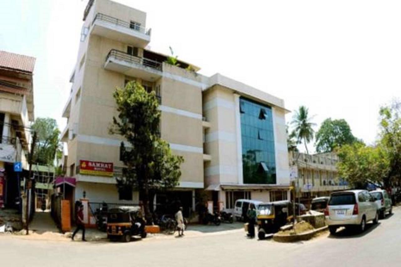 Hotel The Samrat Thiruvananthapuram Εξωτερικό φωτογραφία