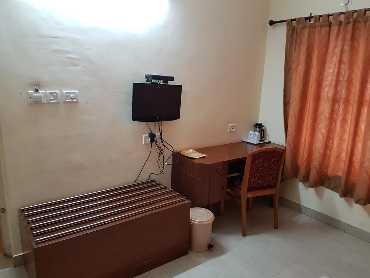 Hotel The Samrat Thiruvananthapuram Εξωτερικό φωτογραφία